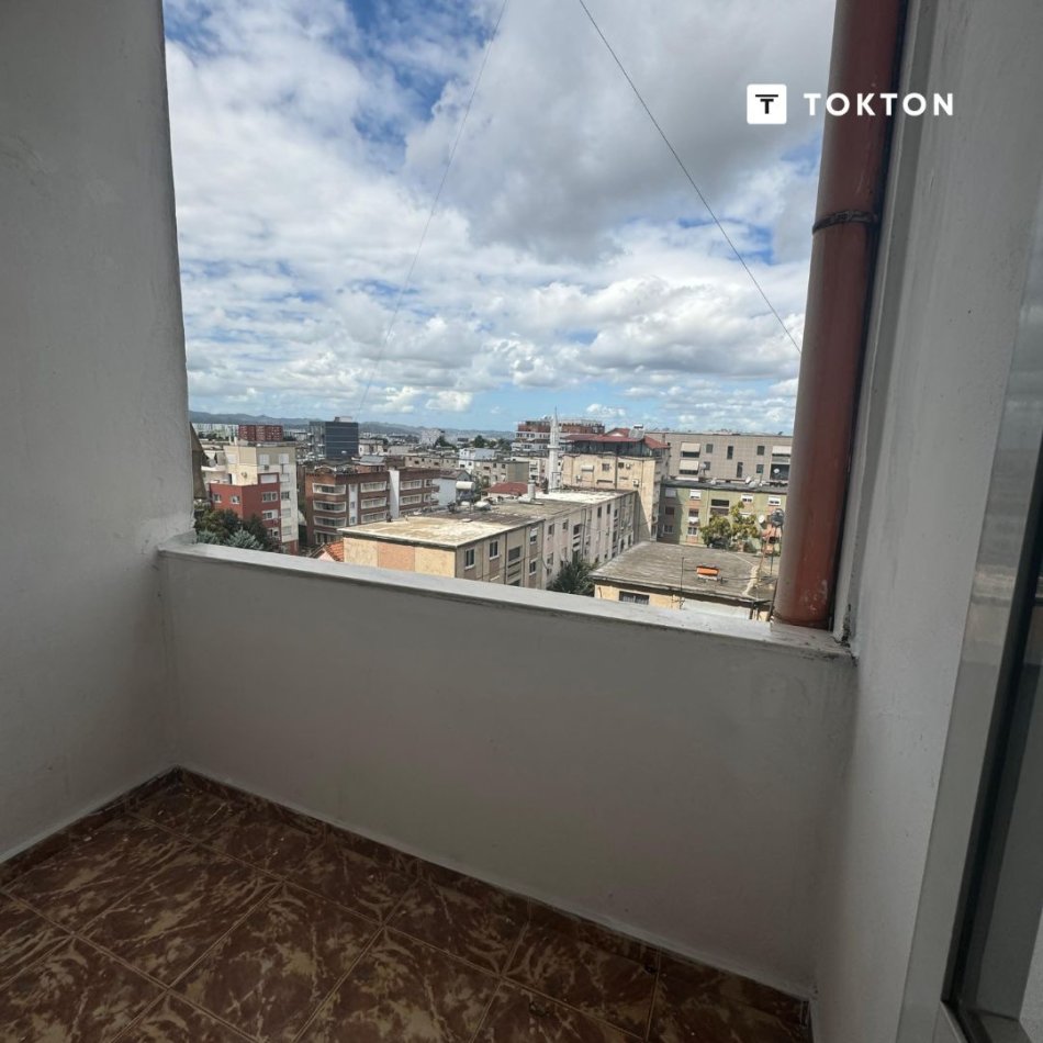 Tirane, shitet apartament 2+1 Kati 6, 83 m² 120.000 € (Porcelan), TT 1214