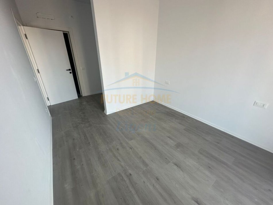 Tirane, jepet me qera apartament 2+1+Parkim Kati 2, 153 m² 2.000 € (Altana Luxury Residence, Rruga e Kosovareve)