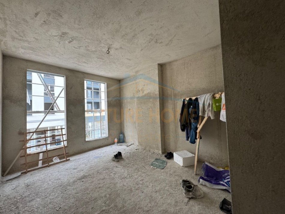 Tirane, shitet apartament 2+1 Kati 1, 90 m² 85.700 € (UNIVERS CITY)