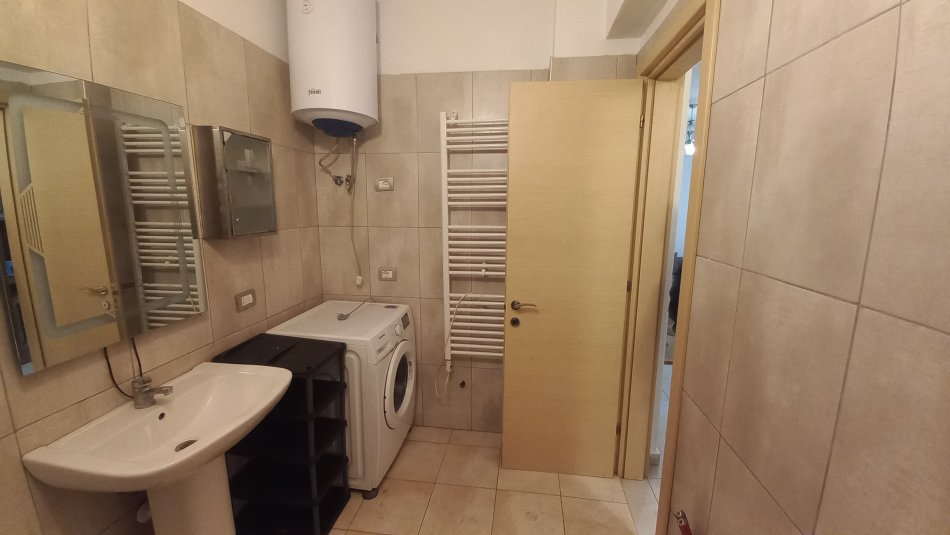Tirane, shitet apartament 1+1+Ballkon , 71 m² 105.000 € (Casa Italia)