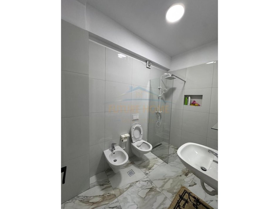 Tirane, shitet 2+1 , 102 m² 205.000 € (FUSHA AVIACIONIT)