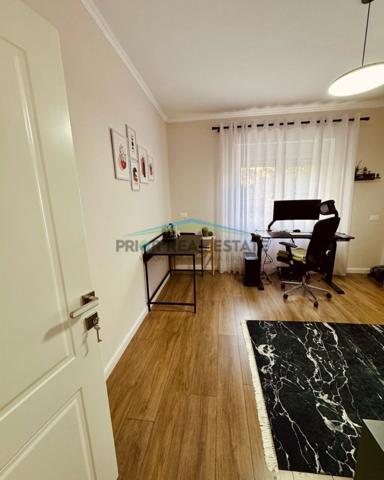 Tirane, shitet apartament 2+1 Kati 1, 104 m² 210.000 € (Ali Demi)