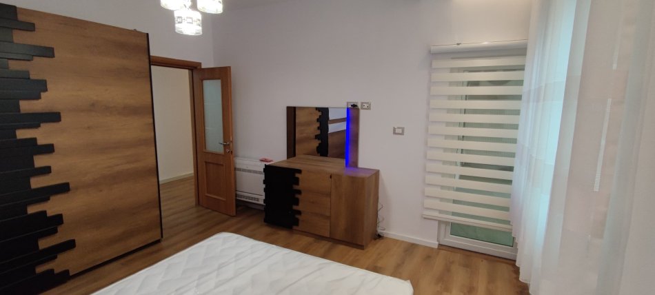 Tirane, jepet me qera apartament 2+1 Kati 2, 100 m² 700 € (Vasil Shanto)