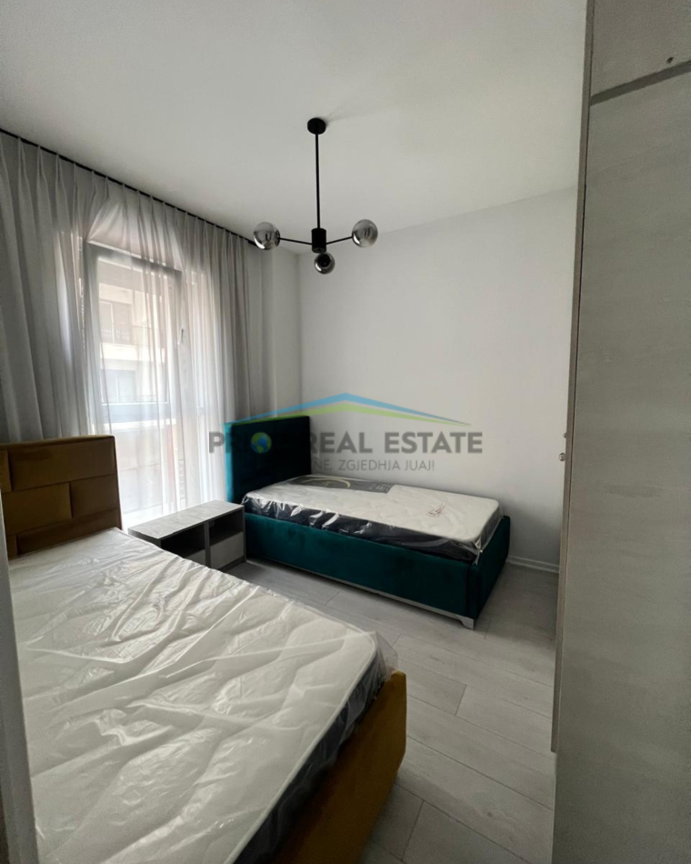 Tirane, jepet me qera apartament 2+1+Ballkon Kati 1, 90 m² 750 € (Don Bosko)