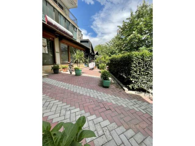 Tirane, ofert ambjent biznesi Kati 0, 218 m² 2.000 Euro (Shkolla e Baletit Tirana, Albania)