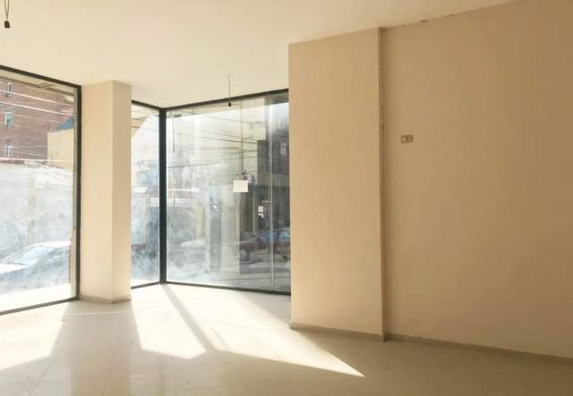 Tirane, shitet ambjent biznesi 62 m² 75.000 Euro