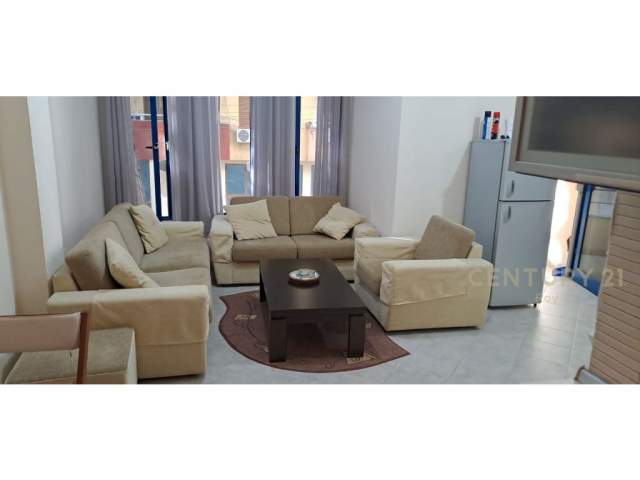 Mali Robit, shitet apartament 1+1+BLK Kati 1, 64 m² 50.000 Euro (Mali i Robit, Golem)