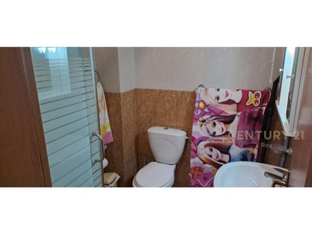 Mali Robit, shitet apartament 1+1+BLK Kati 1, 64 m² 50.000 Euro (Mali i Robit, Golem)