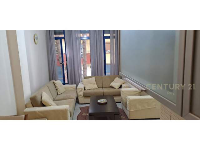Mali Robit, shitet apartament 1+1+BLK Kati 1, 64 m² 50.000 Euro (Mali i Robit, Golem)