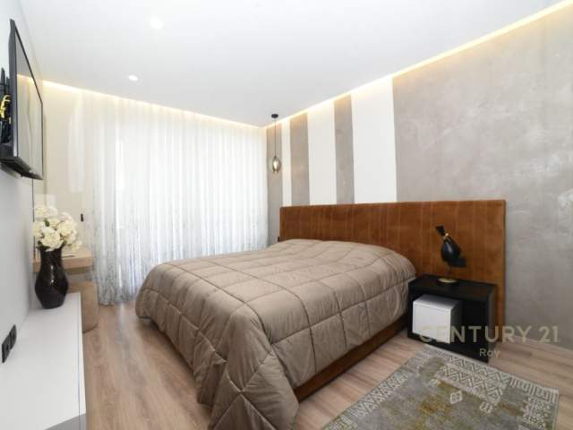 SHITET VILE NE SAN PIETRO,GJIRI I LALEZIT!! 435 m² 550.000 Euro