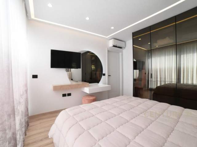 SHITET VILE NE SAN PIETRO,GJIRI I LALEZIT!! 435 m² 550.000 Euro