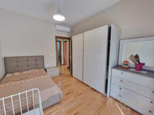 Apartament 2+1 per shitje tek Stadiumi Dinamo!! Kati 2, 104 m² 220.000 Euro