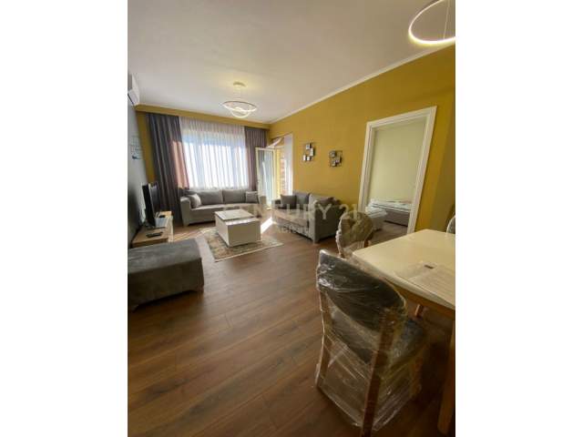 Tirane, jap me qera apartament 2+1 Kati 5, 83 m² 550 Euro (bulevardi ri)