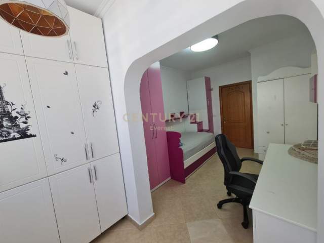 MATERNITETI I RI,SHITET APARTAMENT 2+1! Kati 6, 97 m² 120.000 Euro