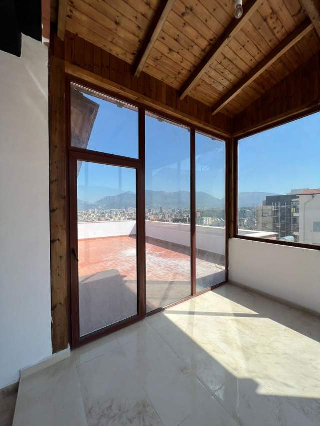 Tirane, shes Penthouse 5+1 Kati 5, 223 m² 350.000 Euro (Kodra e Diellit)