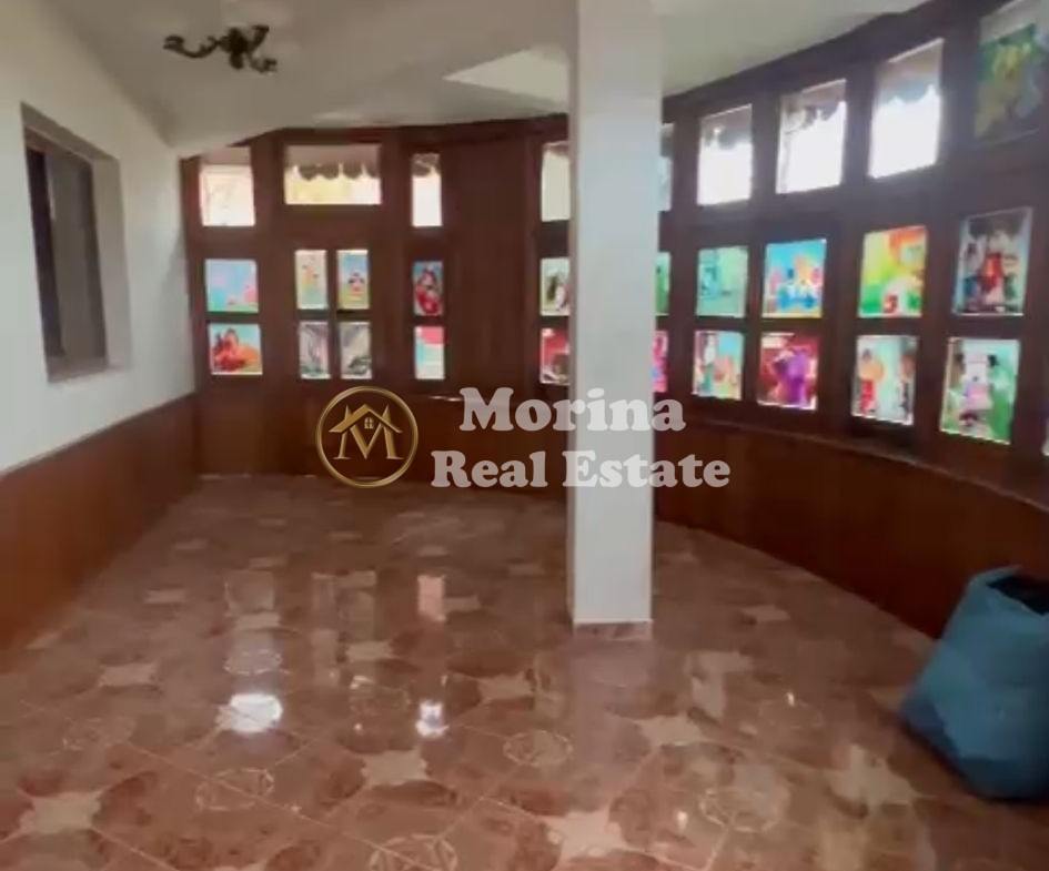 Tirane, jepet me qera shtepi 2+1 Kati 1, 150 m² 350 € (Myslym Keta)