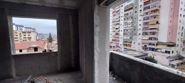 Tirane, shitet apartament Kati 4, 86 m² 112.000 Euro (Rruga Dritan Hoxha)