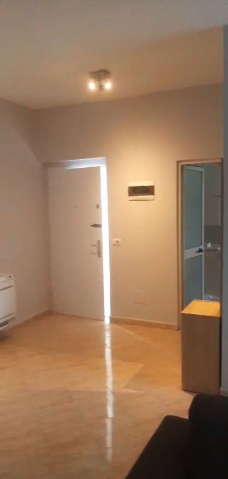 Jepet me qera Apartamenti 2+1 600 mije leke, Bulevardi Bajram Curri prane Shkolles Besnik Sykja.