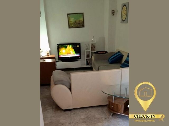 Tirane, shitet shtepi 1 Katshe Kati 0, 104 m² 150.000 Euro (Tek Medreseja)
