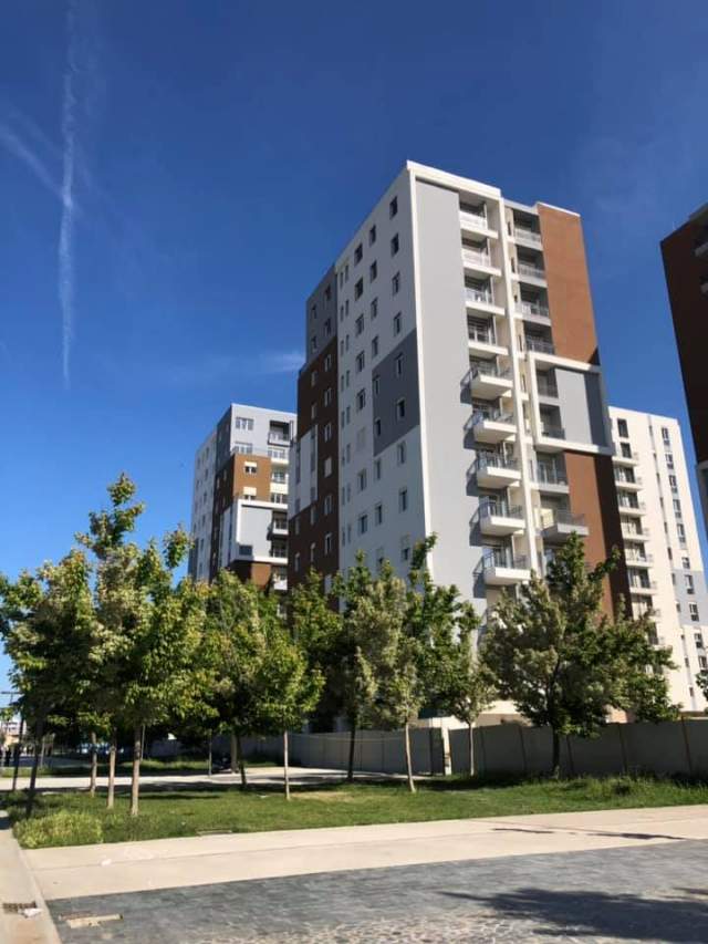 Shqiperi, shitet apartament 2+1 Kati 1, 144.000 Euro (Fusha Aviacionit)