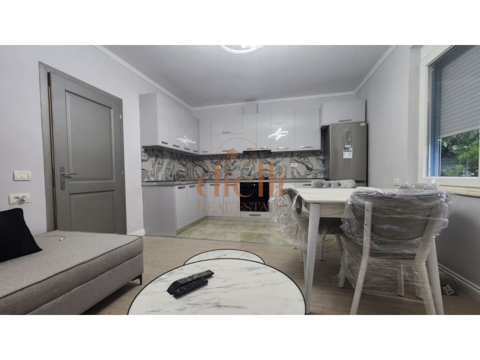 Tirane, shitet 1 Katshe , 102 m² 250.000 € 