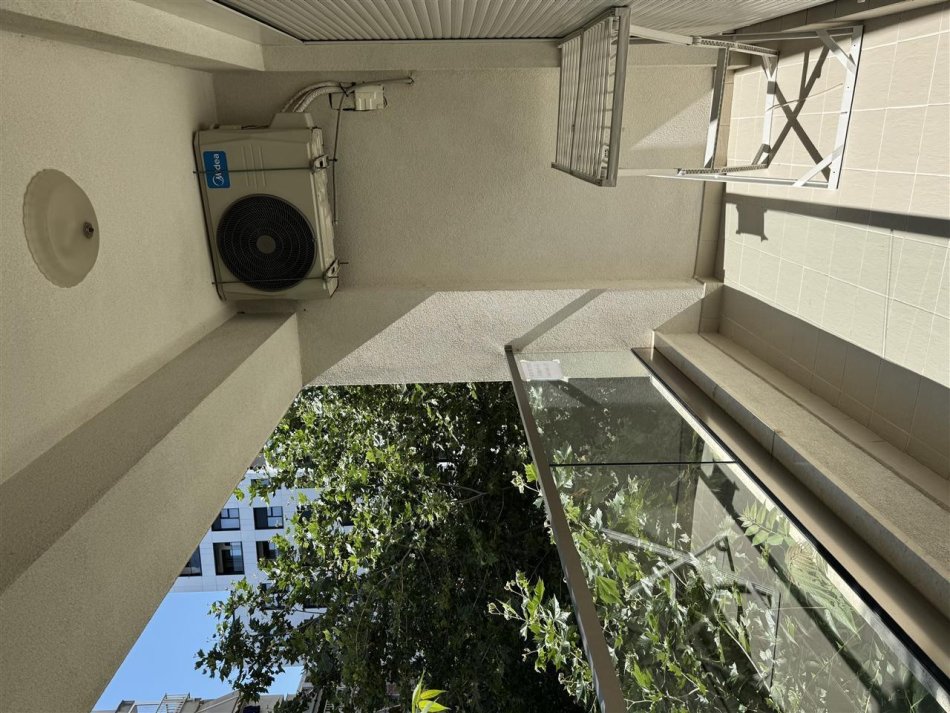 Tirane, jepet me qera apartament 1+1 Kati 3, 60 m² 550 € (21 dhjetori)