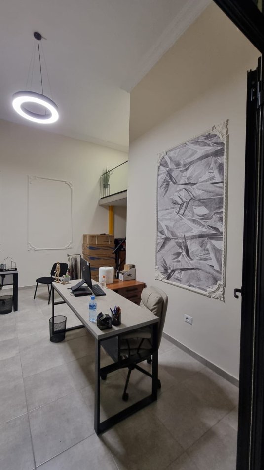 Tirane, jepet me qera dyqan Kati 0, 40 m² 400 € (Astir ,prane Eco market)