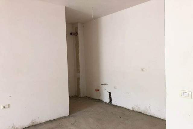 Lushnje, shitet 120 m² 48.000 Euro