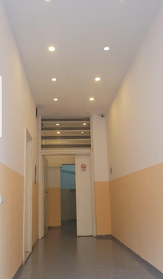 Tirane, jepet me qera apartament 2+1 Kati 10, 110 m² 950 € (Qender)