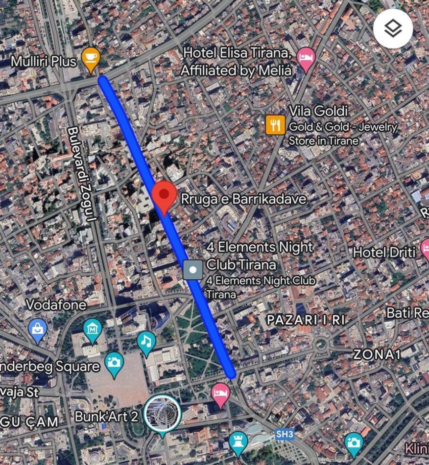 Tirane, shitet apartament 2+1+Aneks+Ballkon Kati 6, (Cmim i arsyeshem, prane rruges se Barrikadave)