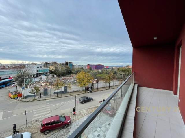 Tirane, shitet apartament 2+1 Kati 2, 126 m² 151.200 Euro (Porcelan)