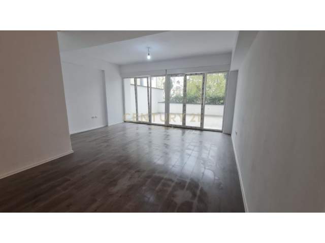 Tirane, shitet apartament 3+1+A+BLK Kati 2, 192 m² 260.000 Euro