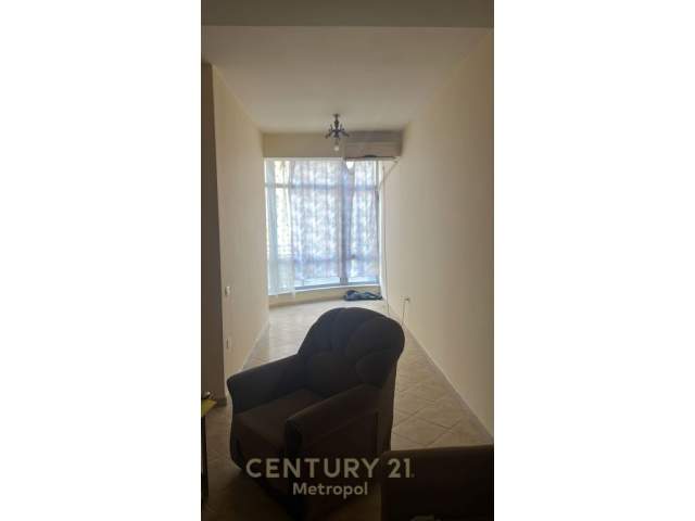 Tirane, shitet apartament 2+1 Kati 2, 93 m² 125.000 Euro (Rr . Kavajes)