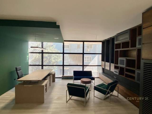 Tirane, jepet me qera ambjent biznesi Kati 1, 66 m² 800 Euro (Garda Tirana,Albania)