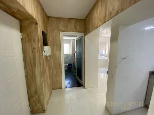 Tirane, shitet ambjent biznesi Kati 1, 62 m² 135.000 Euro (Perball Ekspozites)