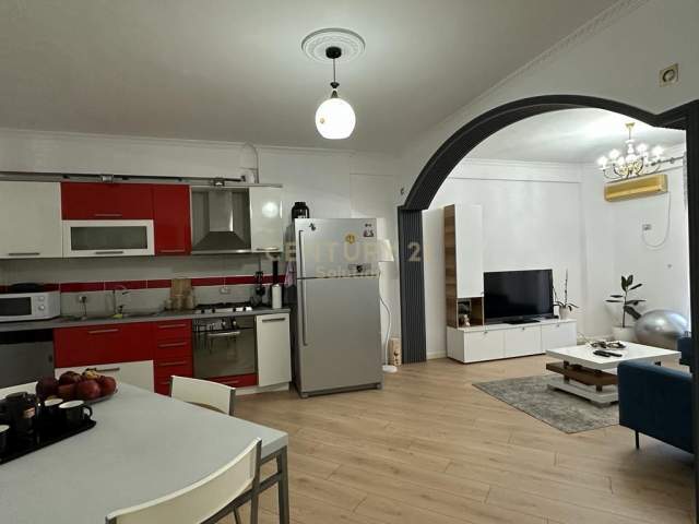 Tirane, shitet apartament 1+1 Kati 5, 85 m² 86.000 Euro (Astir)