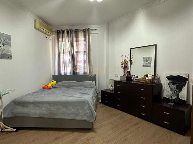 Tirane, shitet apartament 1+1 Kati 5, 85 m² 86.000 Euro (Astir)