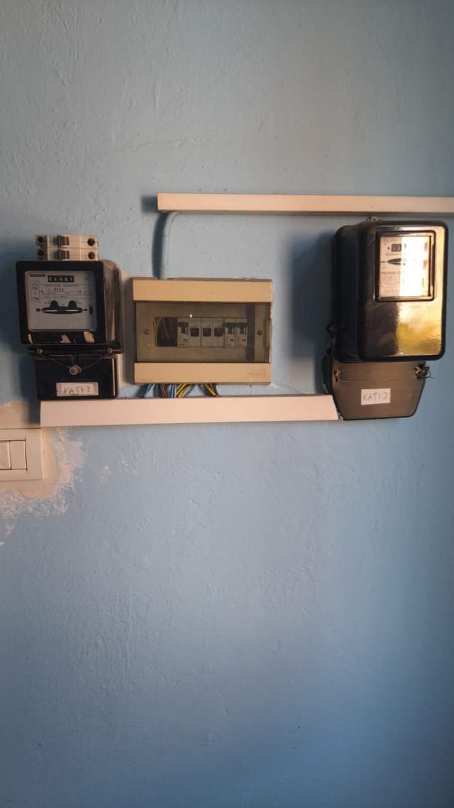 Tirane, jepet me qera zyre Kati 2, 80 m² 430  (Mine Peza)
