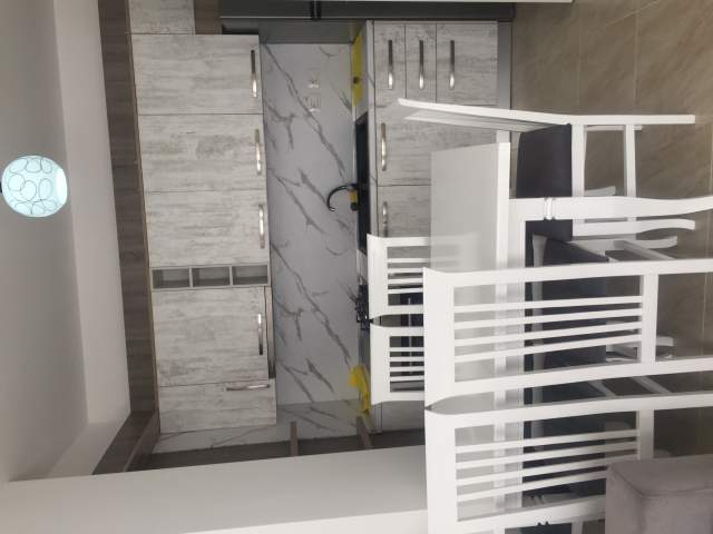 Tirane, jap me qera apartament 1+1+garazh Kati 5, 70 m² 350 Euro Green City Unaze te Re