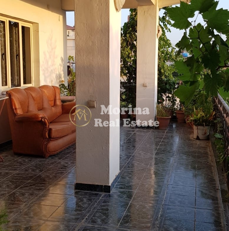Tirane, jepet me qera shtepi 2+1 Kati 2, 80 m² 380 € (Qytet Studenti)