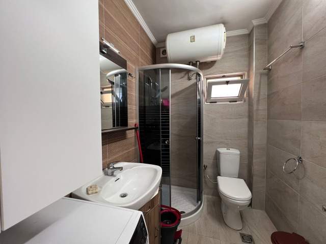 Tirane, jepet me qera apartament 2+1 Kati 2, 78 m² 500 Euro (ali demi)