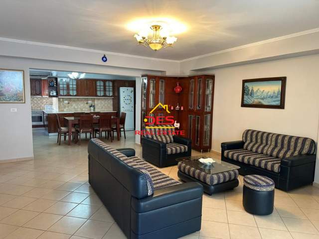 Sarande, jepet me qera apartament 1+1+BLK Kati 2, 60 m² 400  (SArande)