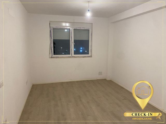 Tirane, jepet me qera apartament 2+1+BLK Kati 5, 80 m² 350 Euro (5 Maji)