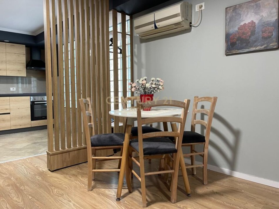 Tirane, shitet apartament 2+1 , 90.000 € (21 dhjetori)