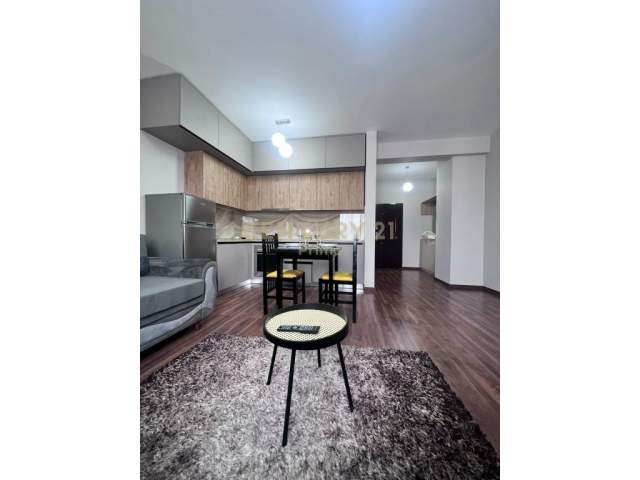 Tirane, jepet me qera 1+1 Kati 8, 77 m² 300 Euro (Yzberisht Tirana, Albania)