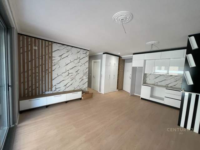 Tirane, jepet me qera apartament Kati 2, 135 m² 700 Euro (Don Bosko Tirana, Albania)