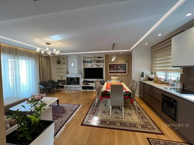 Tirane, shitet apartament 3+1+A+BLK Kati 8, 148 m² 445.000 Euro (rruga e kosovareve)
