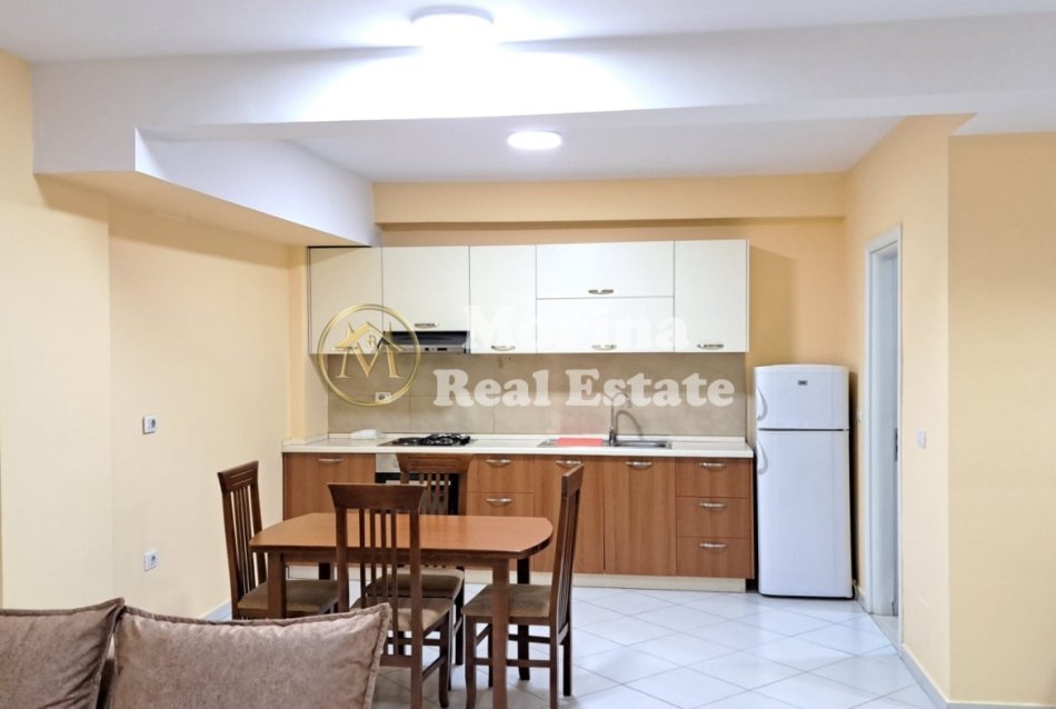 Tirane, jepet me qera apartament 1+1 Kati 1, 70 m² 450 € (Kodra e Diellit)