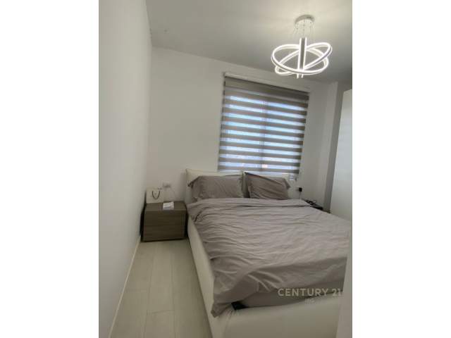 Tirane, shitet apartament 1+1 Kati 12, 50 m² 115.000 Euro (Komuna e Parisit)