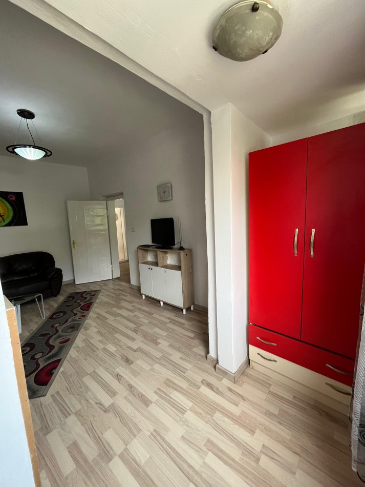 Tirane, shitet apartament 2+1 Kati 2, 65 m² 150.000 € (Rruga e Durrësit)